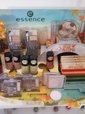 La marque de cosmétiques Essence nous fait rayonner pour les fêtes avec Merry Berry