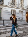 Le Jean Levi’s – Elodie in Paris