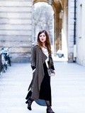 Long Skirt & Kaki Trench – Elodie in Paris