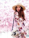 Sakura – Elodie in Paris
