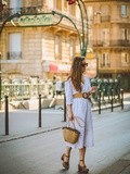 Tournesols – Elodie in Paris