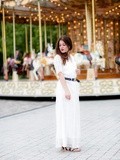 White dress & Carousel – Elodie in Paris