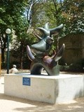 Paris : l'Oiseau Lunaire de Joan Miró - 45 rue Blomet - XVème