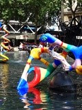 Paris : La fontaine Stravinsky, une sculpture-fontaine de Jean Tinguely et Niki de Saint Phalle - Place Igor Stravinsky - Paris 4