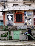 Sunday Street Art : Fred le Chevalier - Canal Saint Martin - Pont tournant de la rue Dieu - Paris 10
