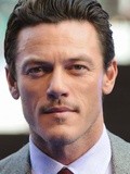 Thursday Oh Yeah : Luke Evans, 10 anecdotes divines