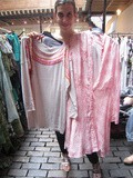 Compte-rendu des ventes presse Antik Batik et braderie apc