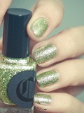 Hellebore by Cirque & Studs Nails