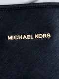 New in : Michael Kors Jet set travel