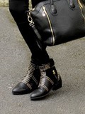Rock the boots + copie parfaite de ma veste bi-matiere Zara dispo now
