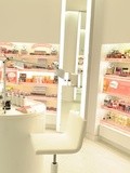 Benefit ouvre une boutique à Paris