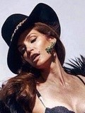 Cindy Crawford : sa photo non retouchée fait le buzz