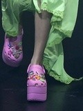 Fashion Week Paris : quand Balenciaga relance les Crocs