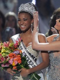 Leila Lopes, Miss Angola  couronnée Miss Univers