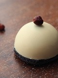 Swarovsky gourmand: Le dôme à la mousse de matcha sur macaron au sésame noir ❤