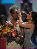 Et Miss Univers 2011 est