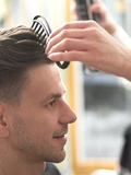 Coupe pompadour : une coiffure pour homme