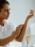 Eczéma des mains et des pieds : optimiser sa routine après chaque lavage