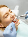 La santé dentaire dévoilée : les secrets d’un sourire radieux et de dents saines