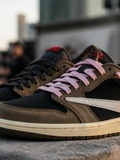 Prochaine sneakers Travis Scott : les rumeurs et dates de sortie