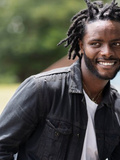 Tresses pour hommes noirs : Comment adopter cette coiffure tendance et masculine