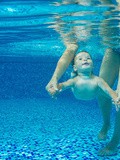 Un maillot couche pour la baignade des bébés : la couche de natation
