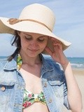 Look de plage: mon maillot de bain taille haute imprimé ananas