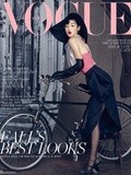 Délicieusement glamour dans Vogue Korea