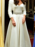 Admirez la robe de soirée de la princesse Kate à la cérémonie de Buckingham