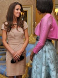Kate Middleton a beau être princesse elle s'habille toujours à petits prix : chez Zara ou Reiss