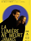 Critique film La lumière ne meurt jamais réalisé par Lauri-Matti Parppei