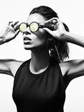 Edition limitée : g-Star Raw x Eva Shaw lancent des lunettes de soleil