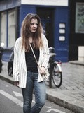 Blue Jean – Elodie in Paris