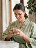 Kimono court femme en fin vert pour un look naturel et lumineux