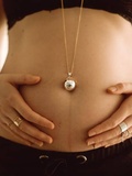 La bola de grossesse, un bijou porte-bonheur pour les femmes enceintes