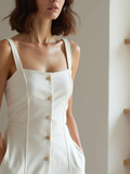 Tenue blanche chic : matières, coupes et détails qui font la différence