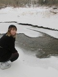 Sur la rivière gelée