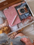 5 indispensables à glisser dans votre valise cet été pour des vacances solo