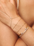 Comment réussir son accumulation de bracelets ? Mes conseils pour un poignet stylé (et pas surchargé)