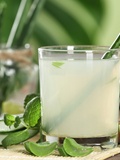 Jus d’aloe vera pur: un trésor naturel cultivé aux Canaries avec passion