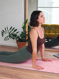 Baya Home Studio – Débuter le yoga à la maison