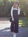 How to wear summer jumpsuit in fall