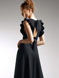 La robe noire de Delphine Manivet pour La Redoute