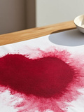 Tache de vin rouge : astuces efficaces pour les éliminer facilement