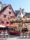 Ailleurs : Le parcours de la chouette, itinéraire touristique insolite à travers le secteur sauvegardé de Dijon