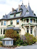 Ailleurs : Villa Demoiselle à Reims, perle architecturale de la Maison Vranken-Pommery-Monopole, incarnation du glissement stylistique entre Art Nouveau et Art Déco