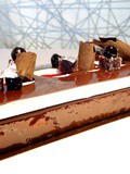 Coup de Coeur : La Forêt Enchantée du chef pâtissier James Choplin, la bûche de Noël façon forêt noire revisitée à La Maison Blanche Paris