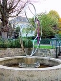 Paris : Fontaine-sculpture de César Domela - Square Henri-Cadiou - XIIIème