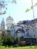 Paris : Le château d'eau du square Claude Charpentier à Montmartre - XVIIIème