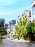 Paris : Les faux airs britanniques de la Villa Léandre à Montmartre - XVIIIème